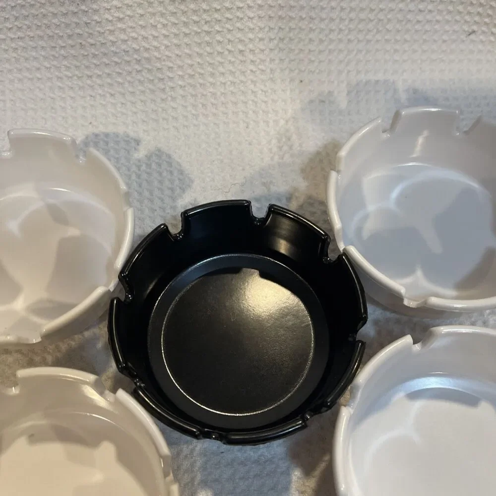 Lot Of 5 Vintage melamine ashtray  #263 Ges Line 4” White & Black Made In USA